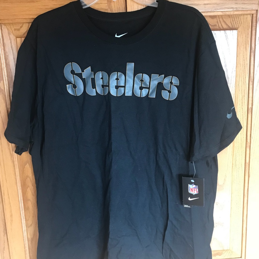 Men’s Steelers Nike tee